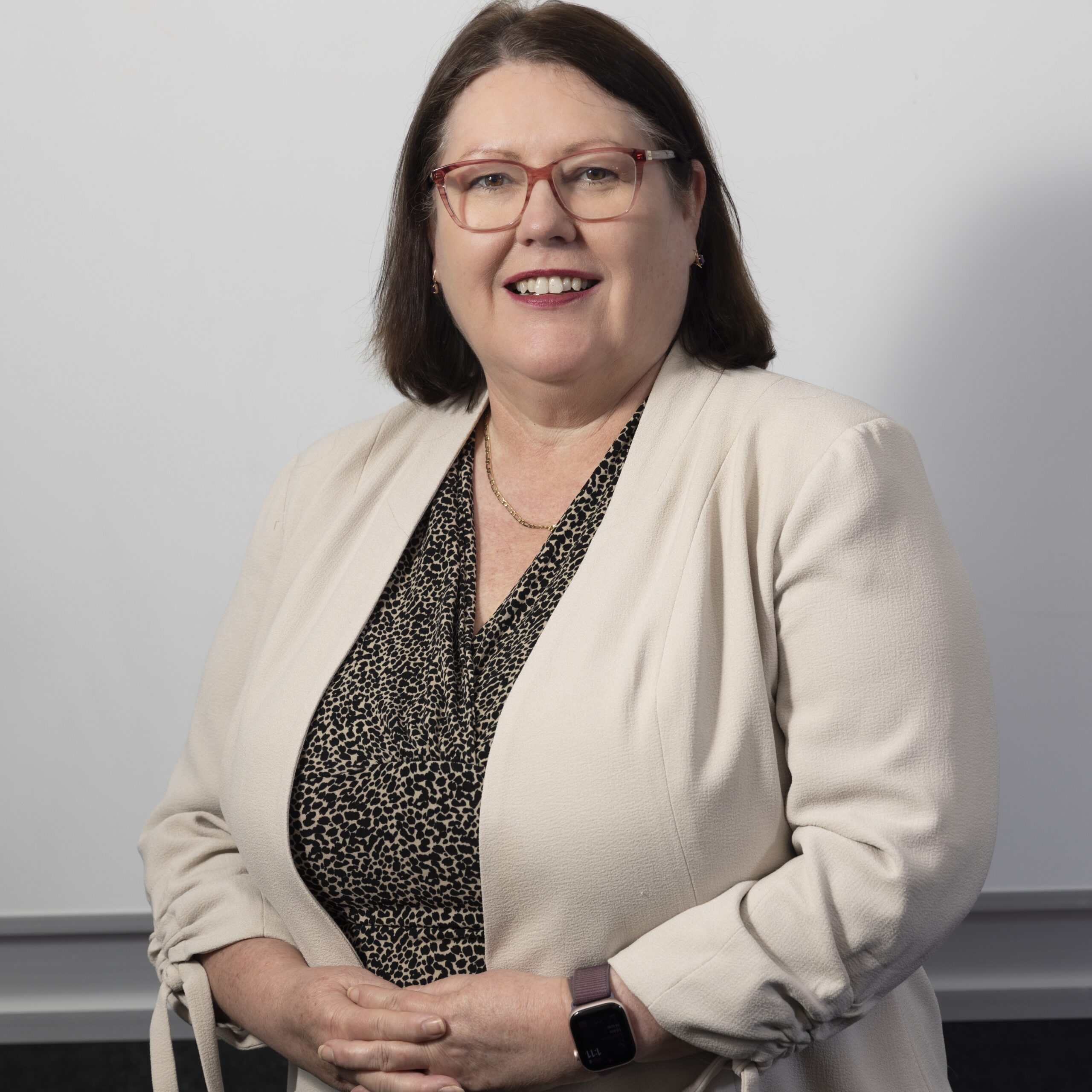 Headshot Justice Judy Hughes